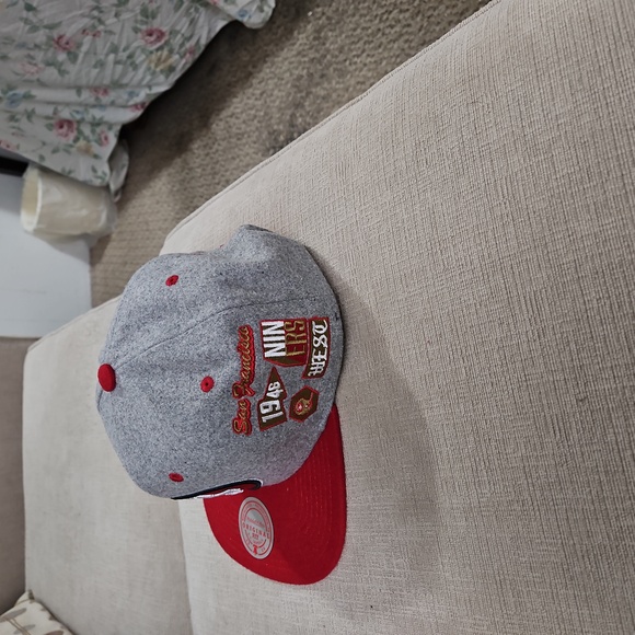 Mitchell and Ness San Francisco 49ers Baseball cap. Wore Once. Excellent Cond. - Picture 4 of 5